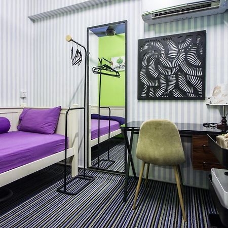 Usm Designer Dwell Hotell George Town Exteriör bild